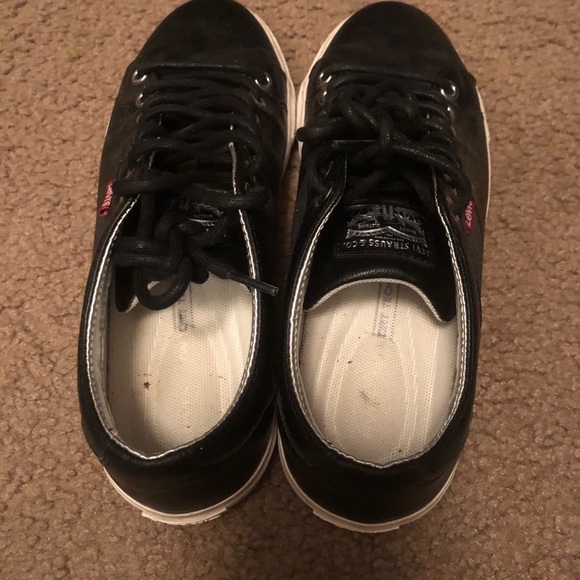 Levi’s shoes - Picture 4 of 4